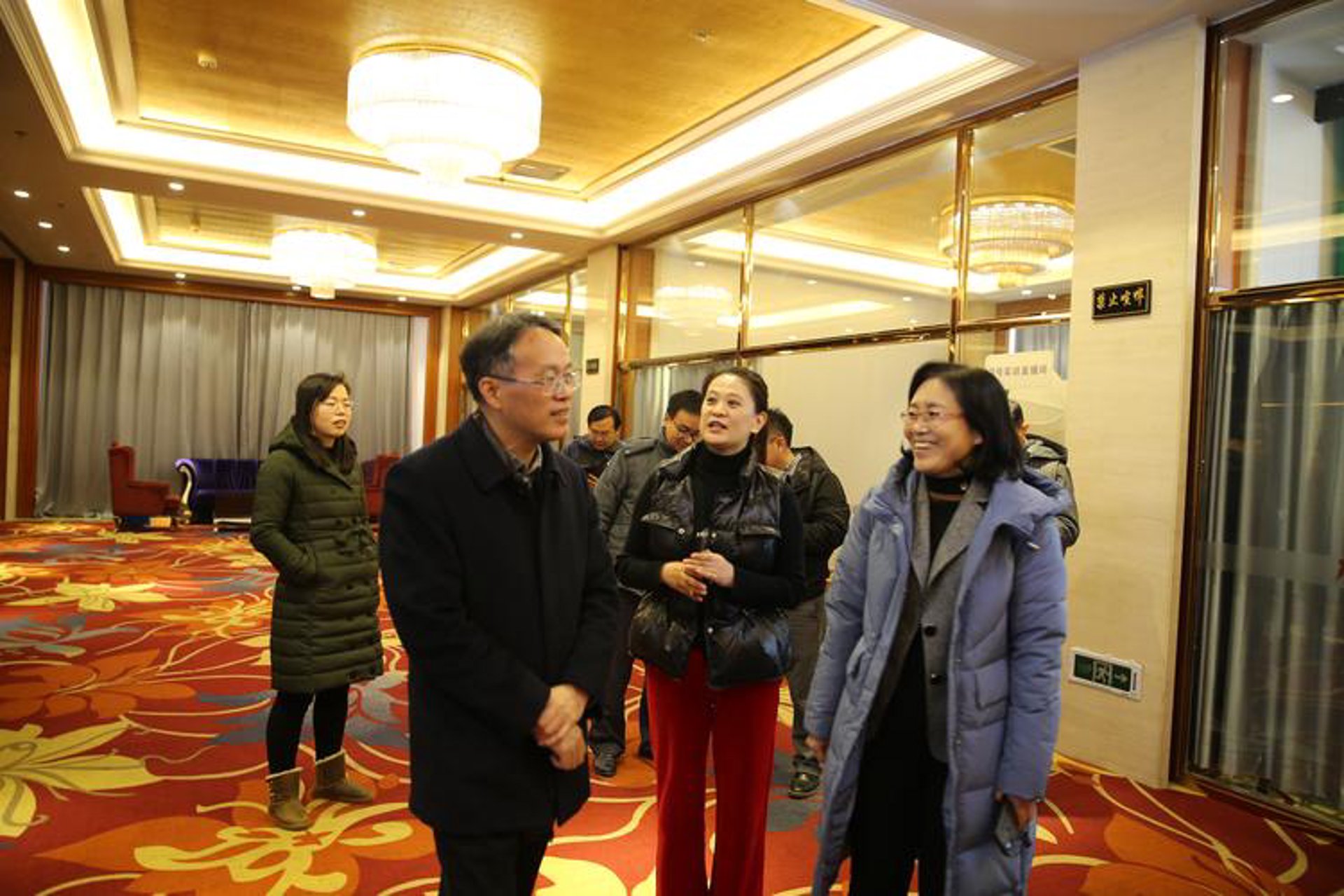 石湾人才网